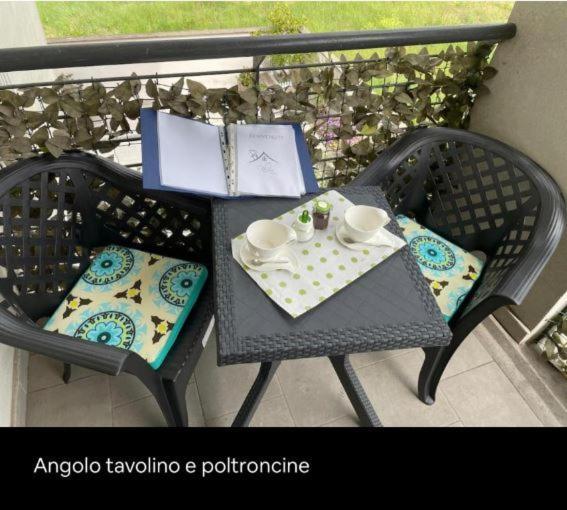 Dolcecasaleogiu Con Parcheggio Coperto Gratuito Apartment Vitinia Екстериор снимка